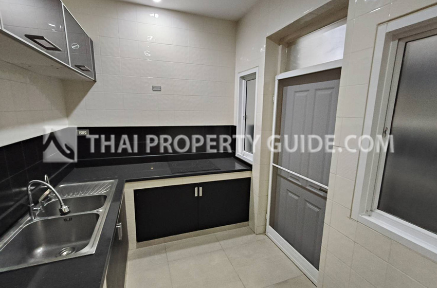 House with Shared Pool in Nichada Thani 